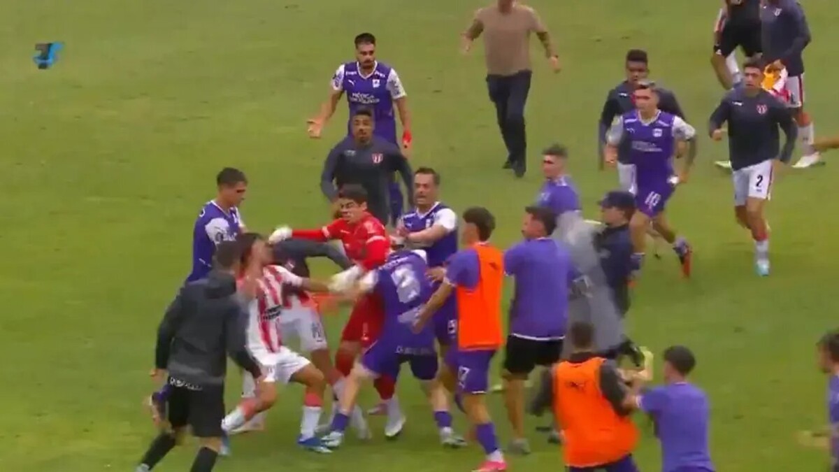 Столкновение между Defensor Sporting и River Plate может привести к возможным санкциям