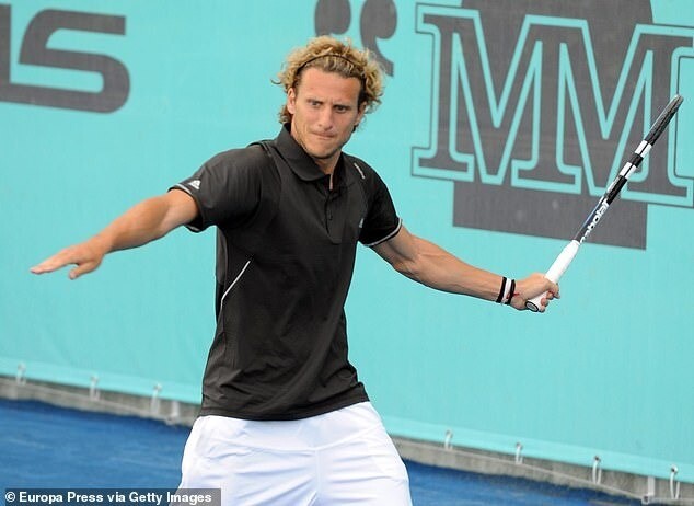 Diego Forlán to Make Tennis Debut