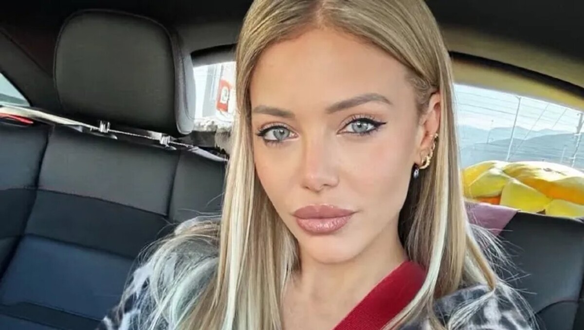 Evangelina Anderson's Vacation in Punta del Este