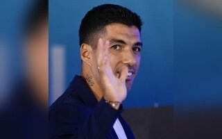 Луис Суарес уходит из международного футбола