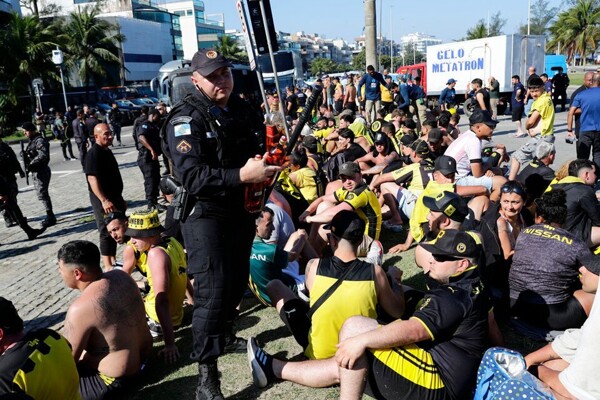 Peñarol Considers Complaint to CONMEBOL for Violence in Brazil