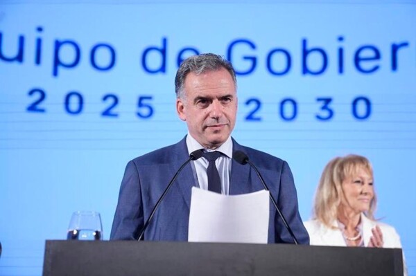Yamandú Orsi assumes the presidency of Uruguay