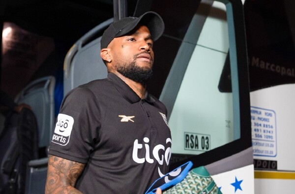 Panama's Goalkeeper Suffers Injury