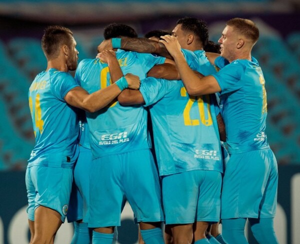 Montevideo City Torque Defeats Defensor Sporting in South American Cup Match